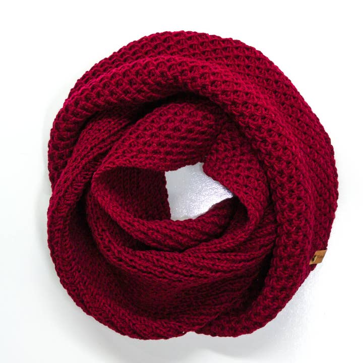 Vobelle – wholesale Scarf – Women's – 100% Merino Wool Honeycomb Stitch Knit Infinity Scarf