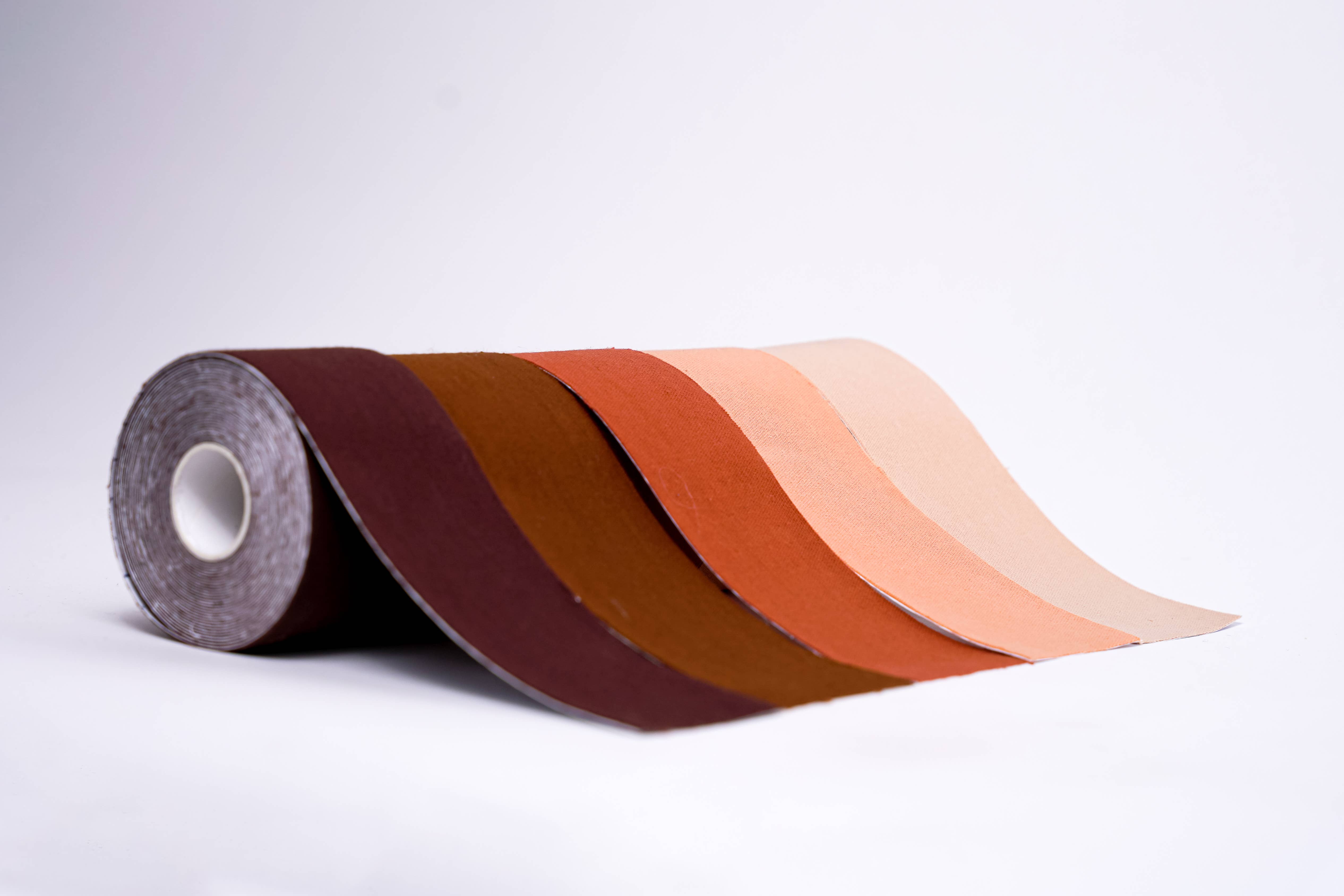 Emporella – Engroshandel Brysttape - Dame – Sortbrun Brystbånd fra Emporella | Brude-, Aftentøj6