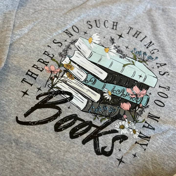 Il n'y a jamais trop de livres pour l'équipe. pour la vente par Fiction and Fibre