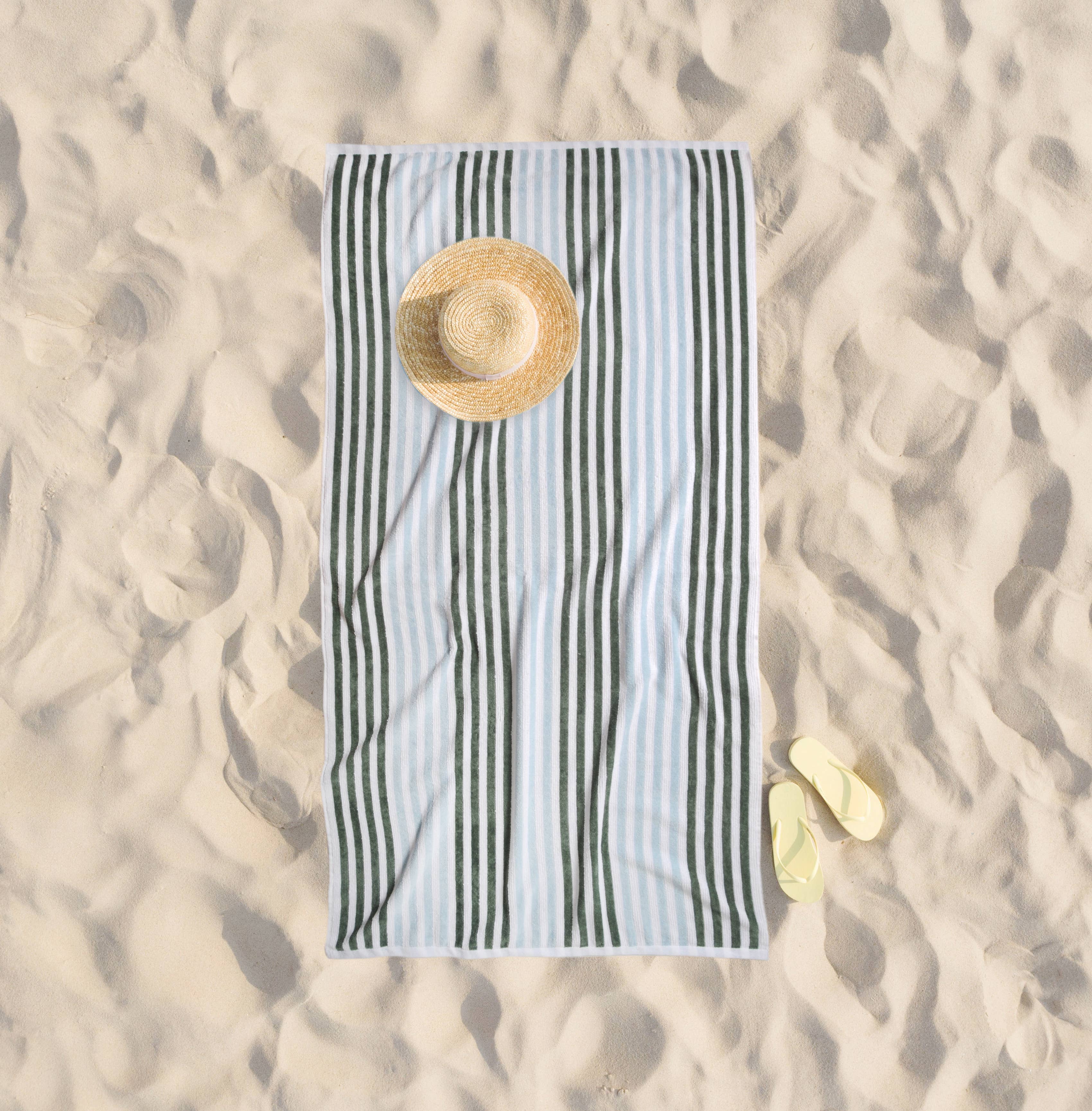 Diverse Dan River assorterede cabana-stribede strandhåndklæder i blandede farver for engroshandel på Faire6