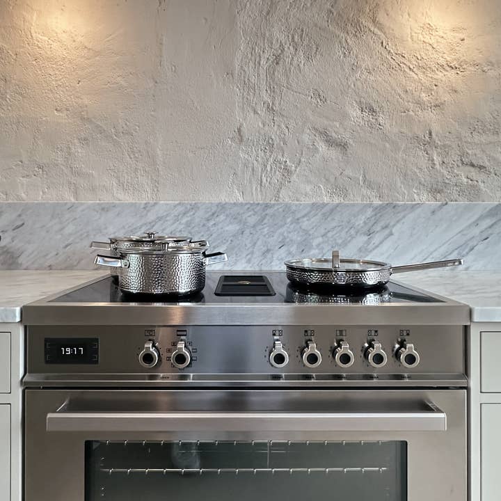 Vargen & Thor - Wholesale Cooking Pot - KROMA. PIXEL – 4 L Pot (Polished Steel)5