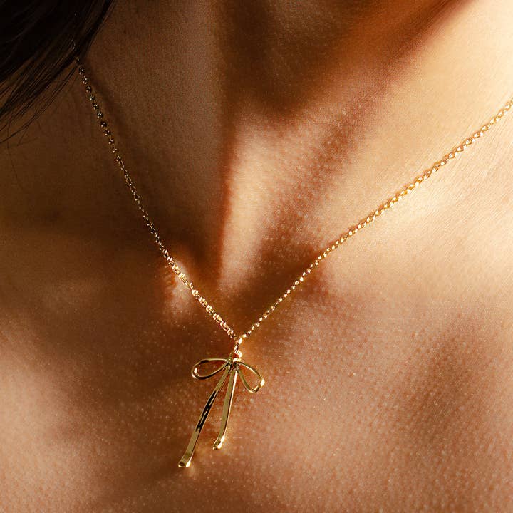 Peter and June - Wholesale Pendant/Charm Necklace - Bad to the Bow Necklace - 18K Gold Plated Necklace