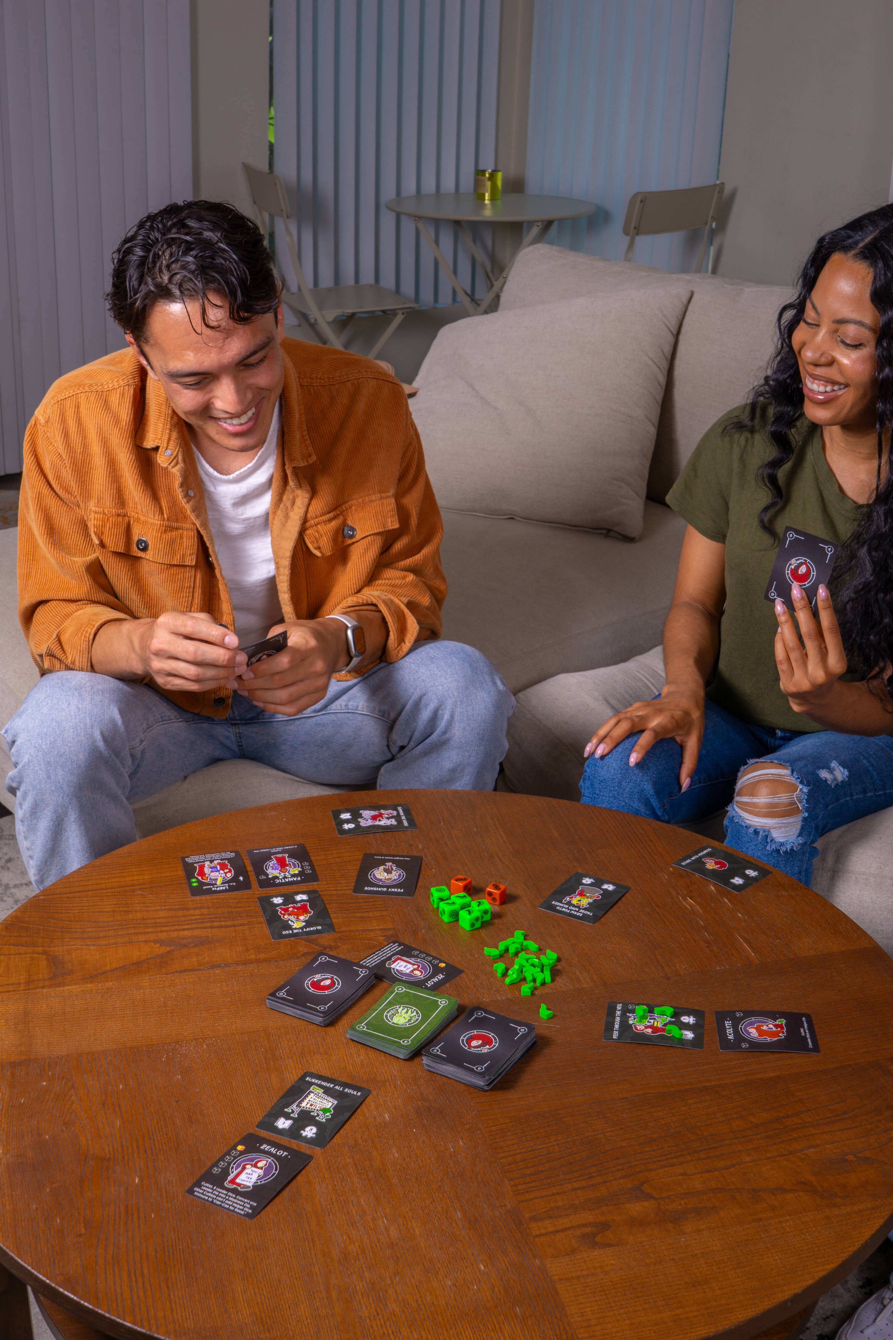 Left Justified Studio & Prolific Games - Wholesale Kaartspel - Cultists & Cthulhu 2nd Ed. — Hilarisch Lovecraft-kaartspel8