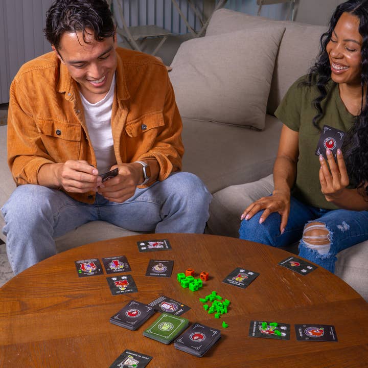 Left Justified Studio & Prolific Games - Wholesale Kaartspel - Cultists & Cthulhu 2nd Ed. — Hilarisch Lovecraft-kaartspel8