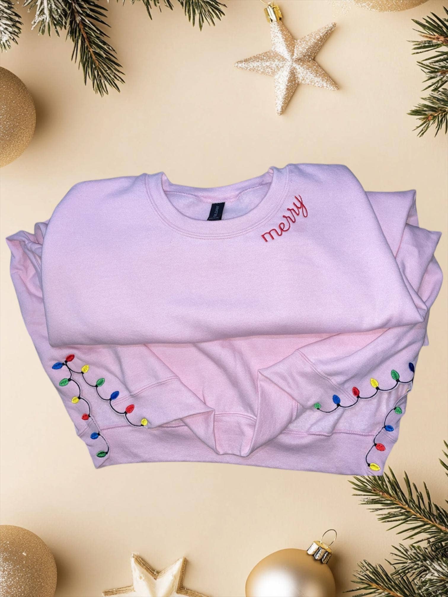 NVC Ecommerce LLC – wholesale Sweatshirt med tryck - Dam – Julljusskuren rosett, broderad sidorosetttröja 3