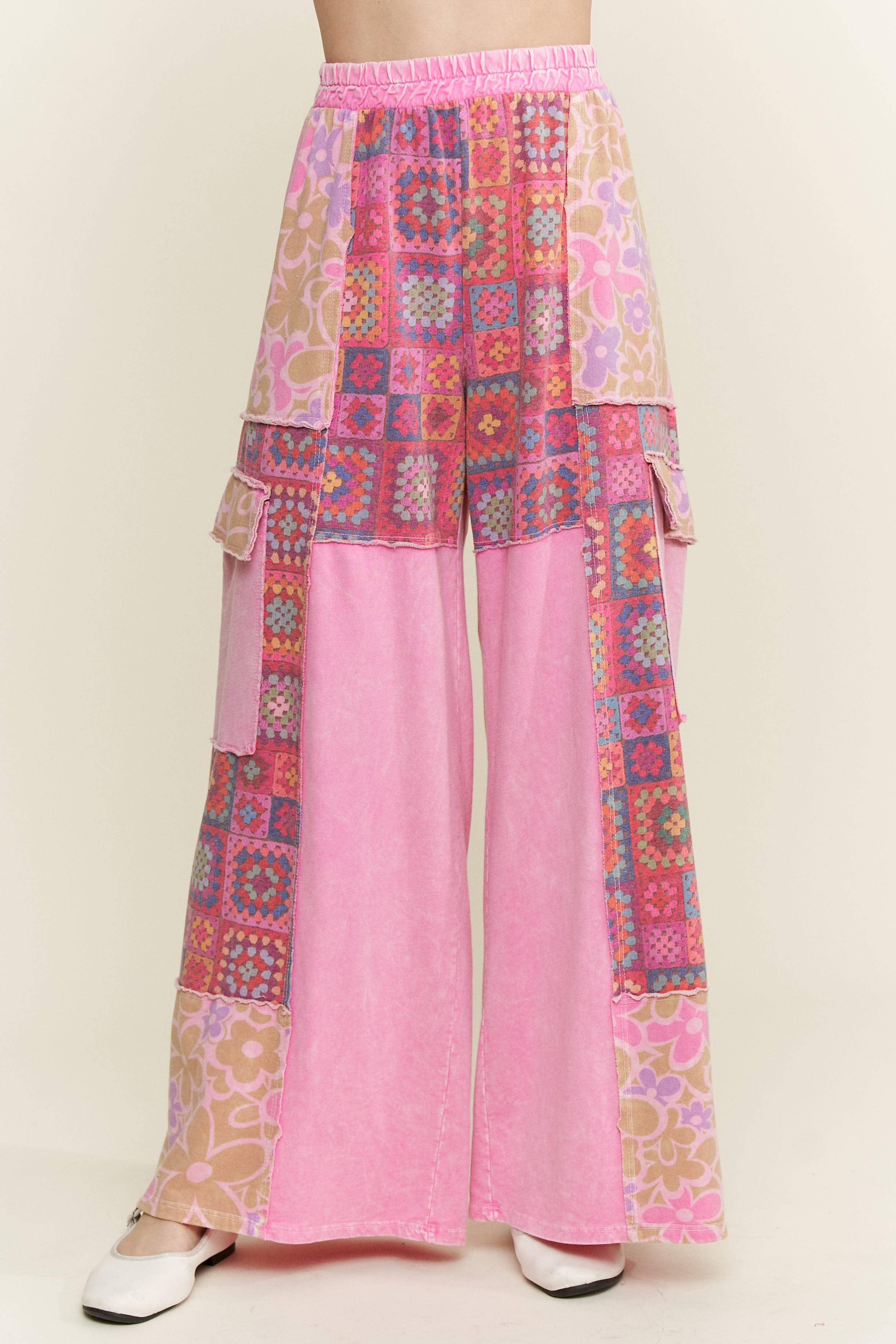 J.Her - Wholesale Pants - Women's - MineralWash Boho Crochet Floral Printed Pants HP575818