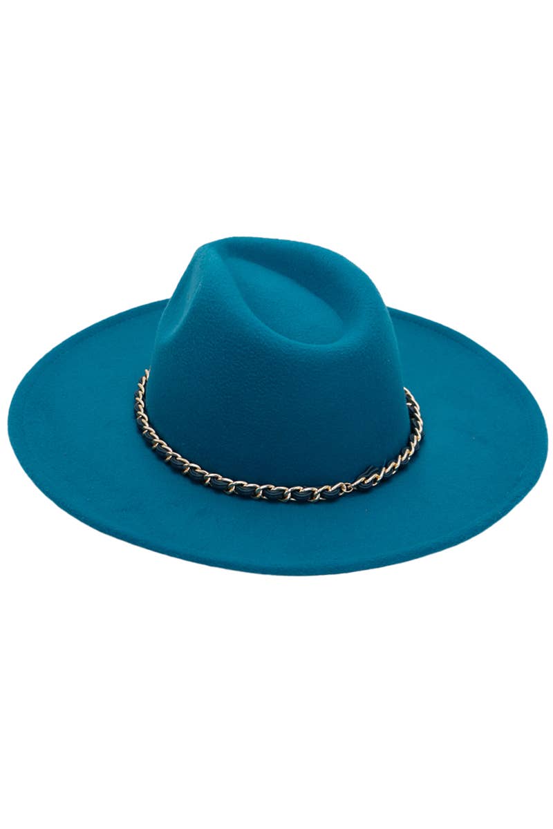 Cap Zone – Fedora - Mulher por atacado – Chapéu Rancher de Feltro com Aba Larga e Corrente Cubana Dourada em Couro Vegano19