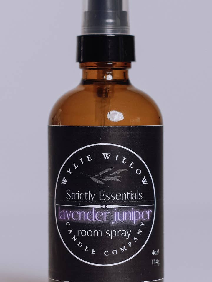 Strictly Essentials Zimmer mit Lavendel-Wacholderbeere und Leinenspray für den Großhandel von Wylie Willow Candle Company