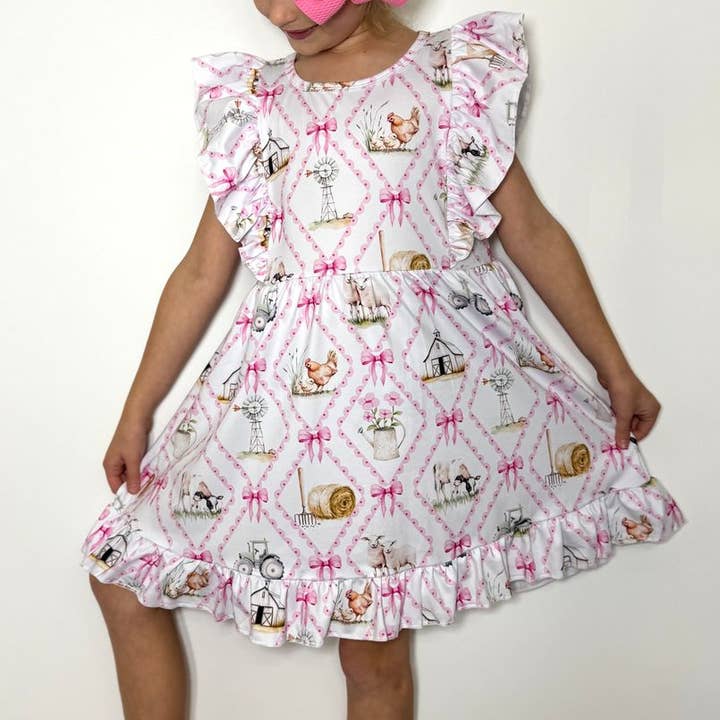 Robe country coquette pour fille pour la vente par Clover Cottage