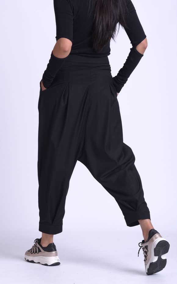 Metamorphoza - Wholesale Pants - Women's - Black Loose Pants1
