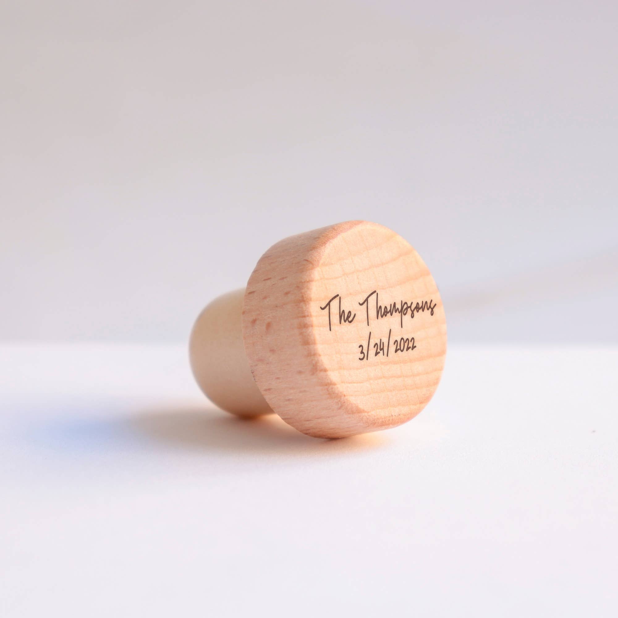 Famgraving – Großhandel Weinverschluss – Individuell gravierte Weinflaschenverschlüsse aus Holz, Großpackung13