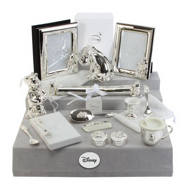 WIDDOP and Co. – Großhandel Spielzeugkiste – Kind & Baby – Disney Winnie Puuh S/P Set aus Pinsel und Kamm4