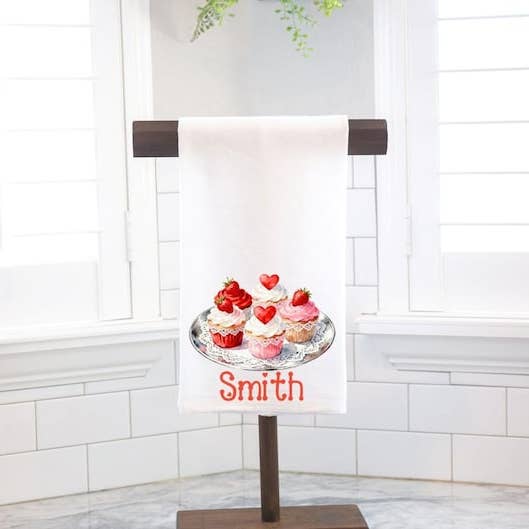 Personalisierte Valentinstag Herz Cupcakes Mehlsack Geschirrtuch - Gastgebergeschenk - Einweihungsgeschenk - Valentinstag für den Großhandel von Moman Sales, Inc.