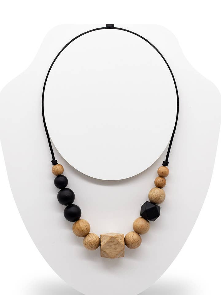 Breastfeeding necklace || beachwood black for wholesale by Kristin Weiss Manufaktur
