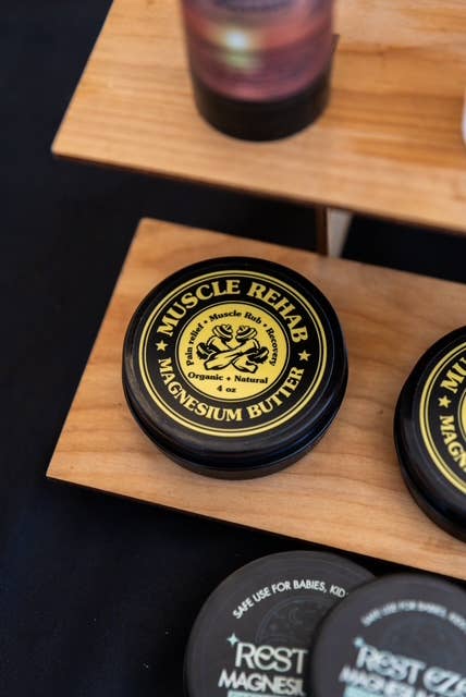 Honey Shine Calendula | Danielle Rae Calendula Co - Vente Lotions/crèmes de massage/gels musculaires - Beurre de magnésium Muscle Rehab2