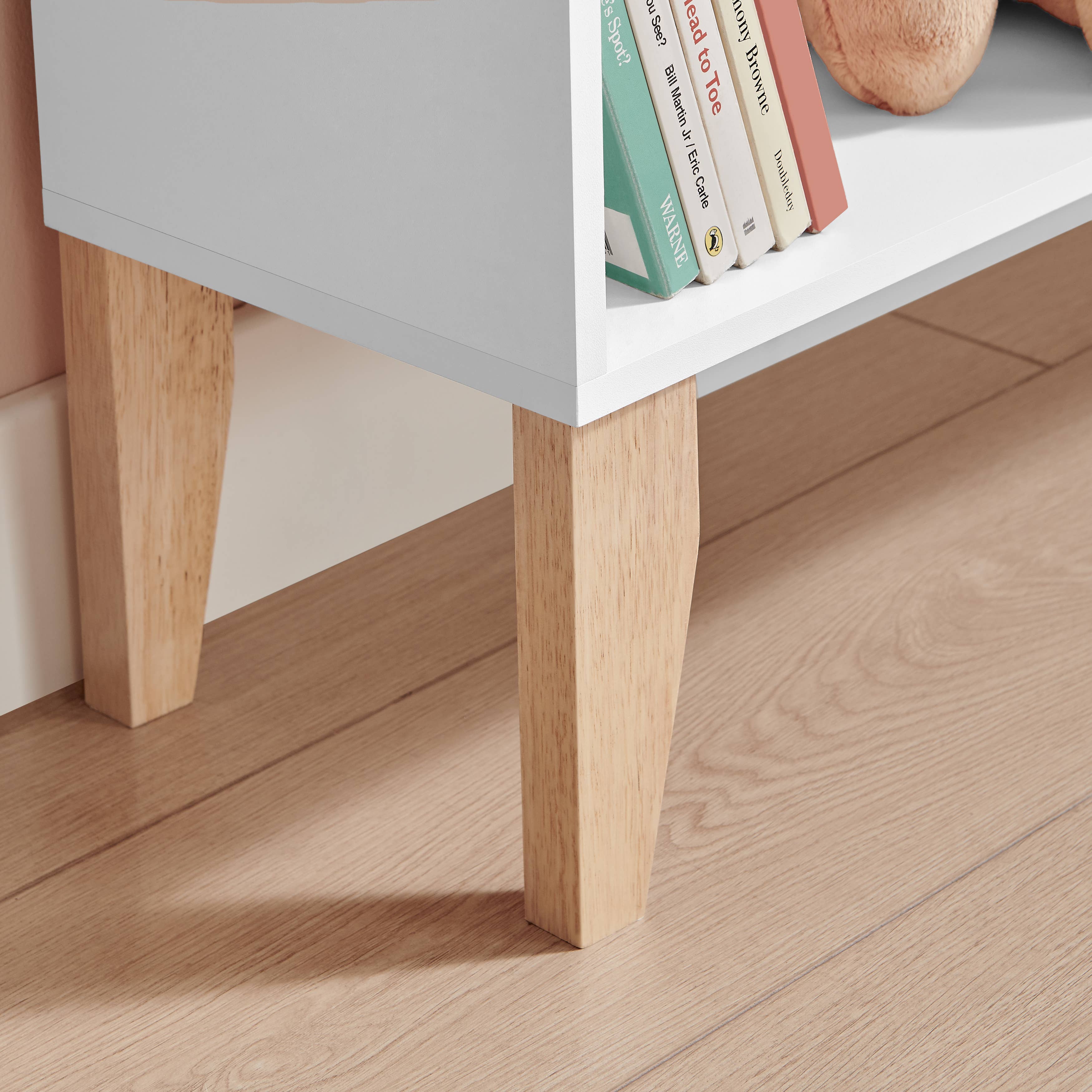 Danya B - Vente Bibliothèques - Étagère Steiner White Dollhouse pour enfants avec pieds en hêtre10