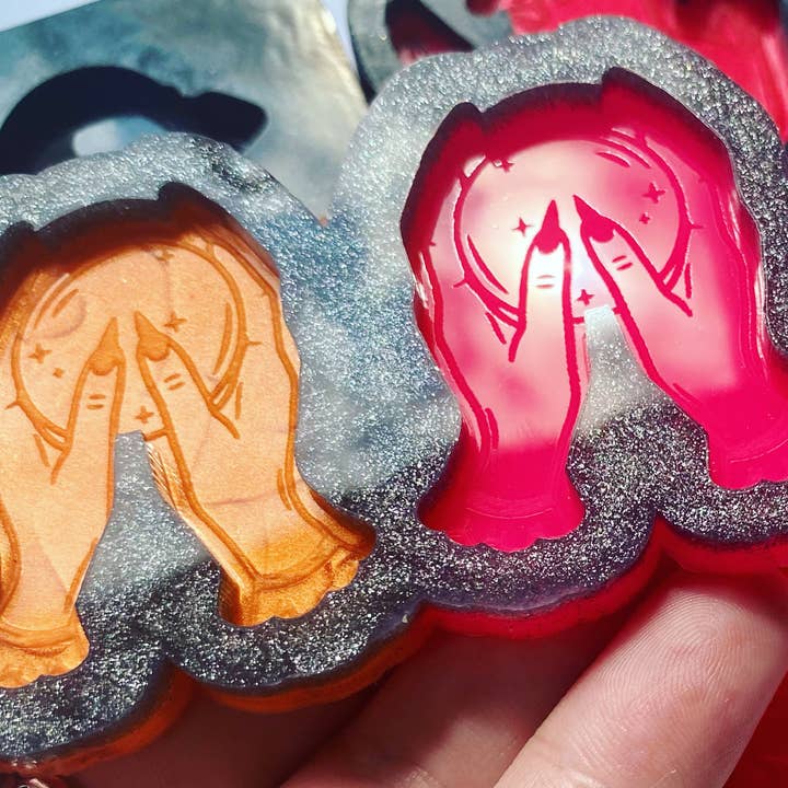 Fluffy Pumpkin - Wholesale Craft Supplies - Crystal Ball Witches Hands Silicone Mould. Resin Mould.