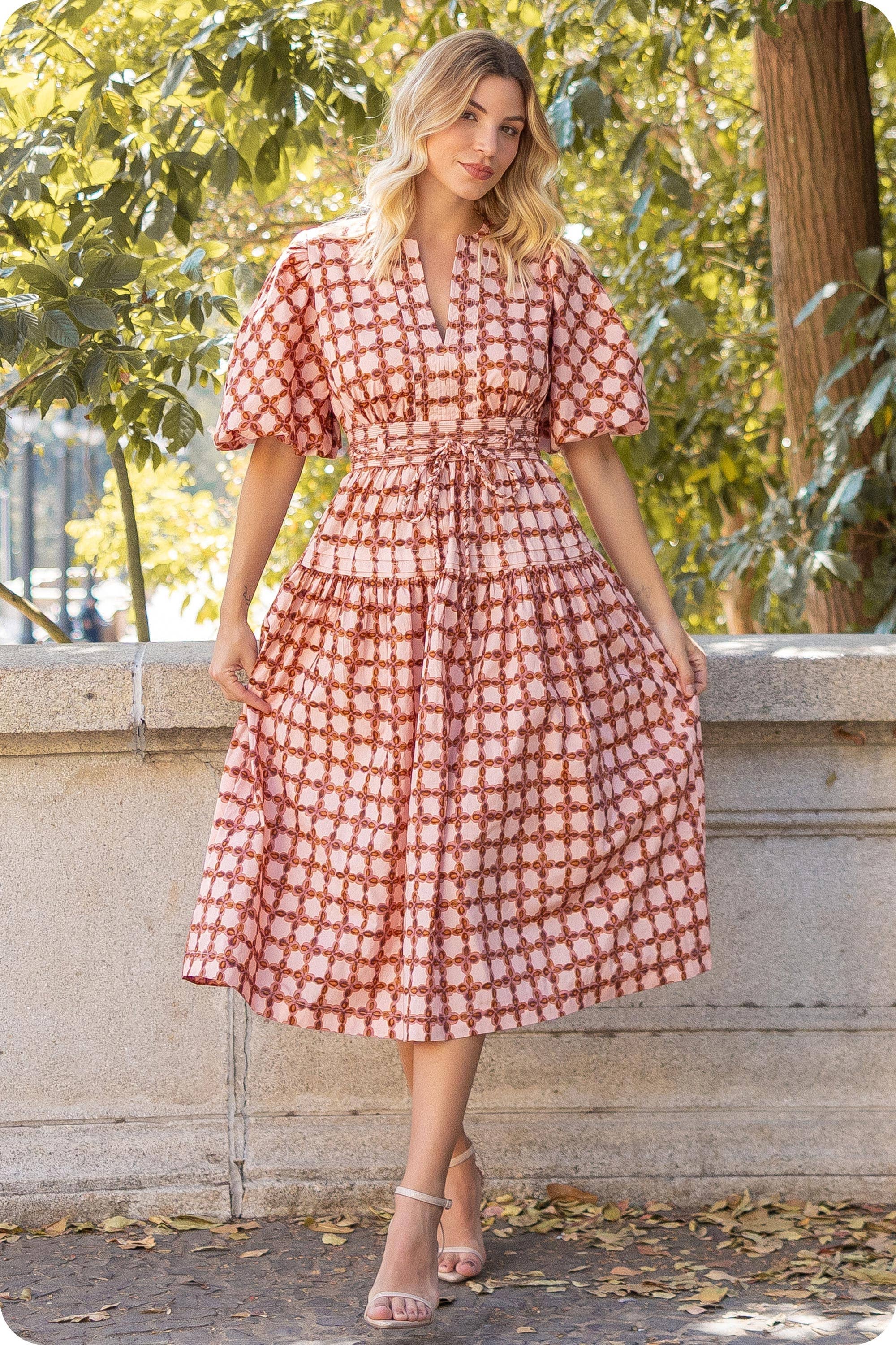 Multi Abito midi con maniche a sbuffo stampato Chainlink in vendita all'ingrosso su Faire1