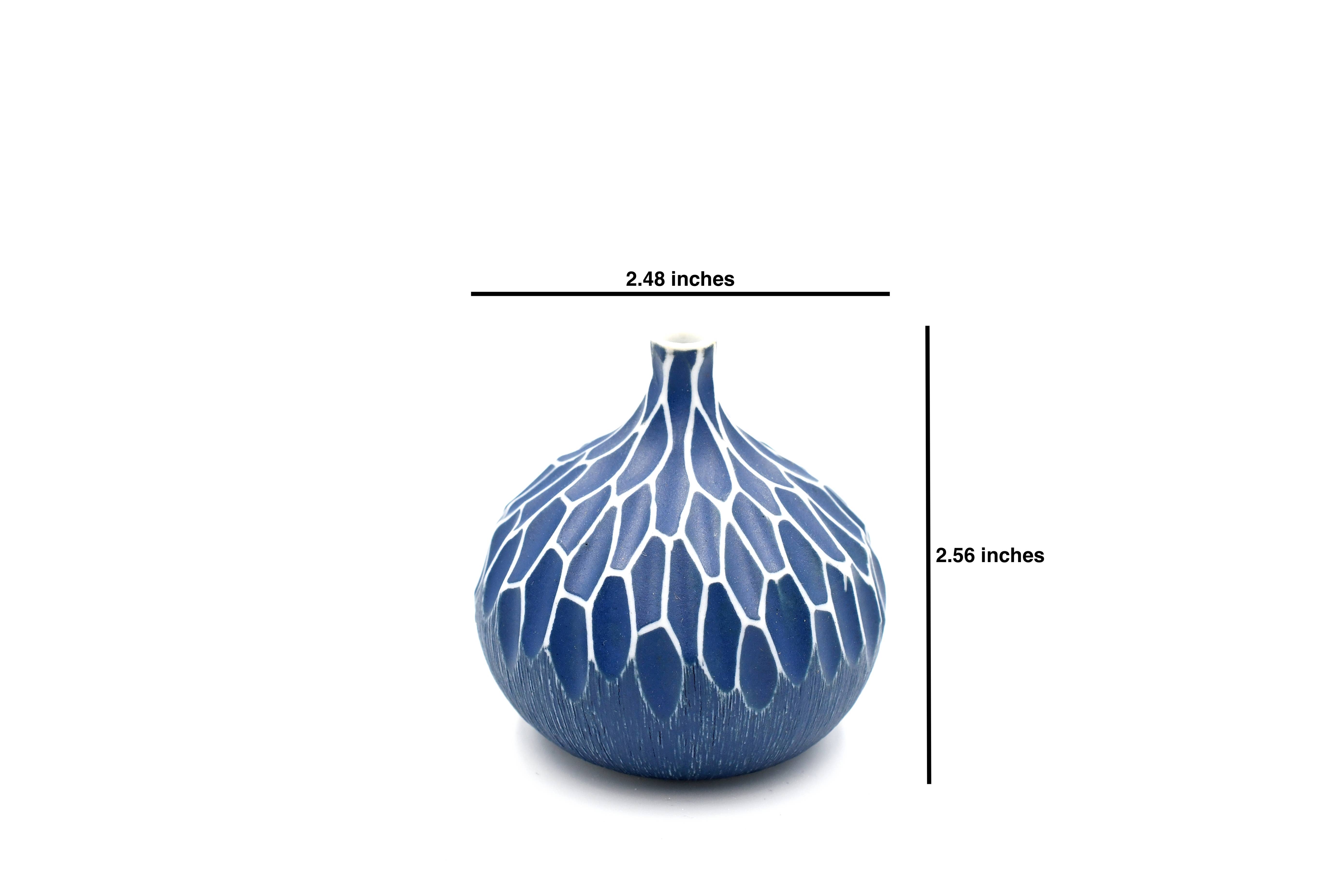 Art Floral Trading LLC – wholesale Vase – 192W69BLUE CONGO TINY S-Handcrafted Porcelain Bud Vase1