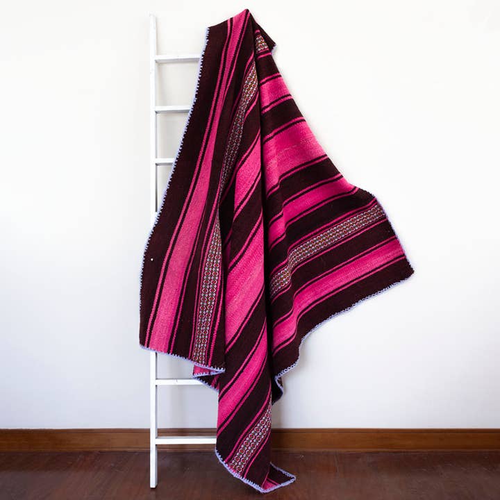 Heirloom Rug (RG-HEI-0676) for wholesale by VINLOOM by Shupaca