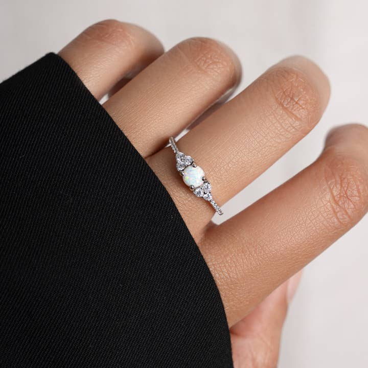 Sami Jewels - Wholesale Ring met meerdere stenen - Sierlijke opaal ring4