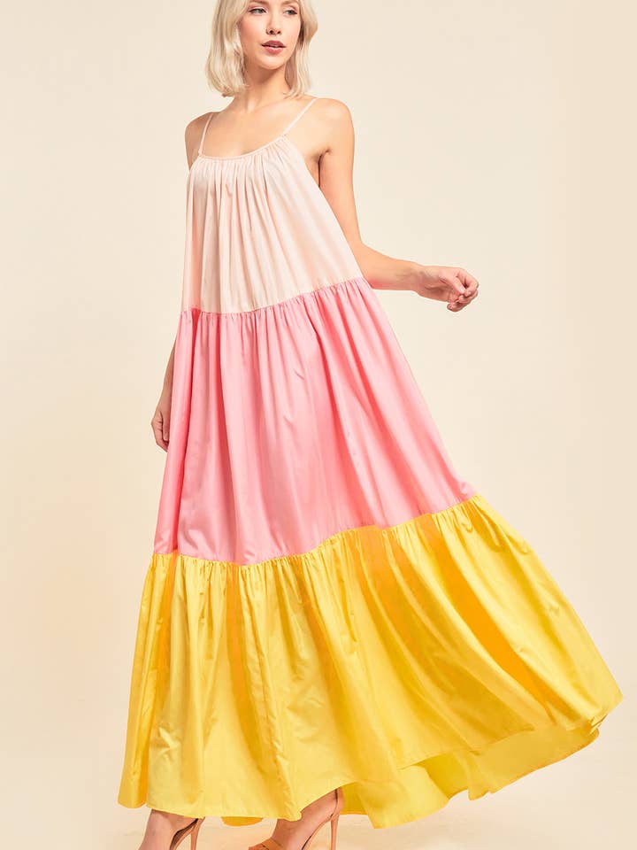 ROBE LONGUE À BLOCS DE COULEURS AVEC POCHES pour la vente par QMP Moda