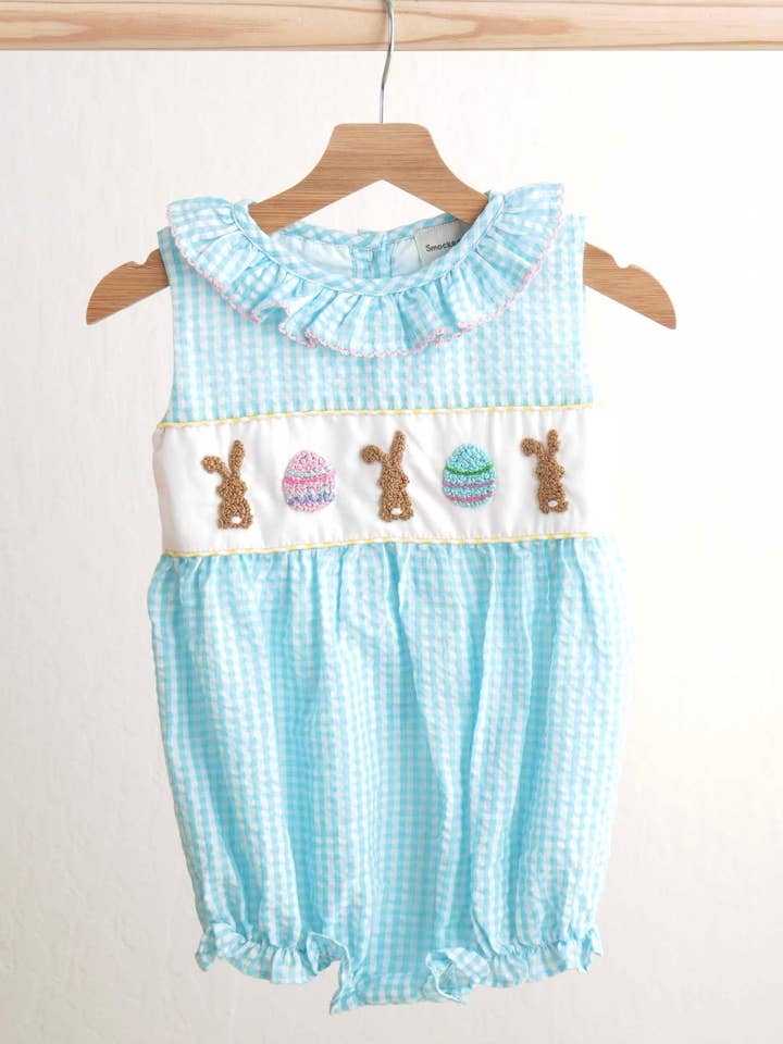 Blauw paashaas ei Franse knoop meisje gingham seersucker bubble voor wholesale door Aspen Rain Boutique