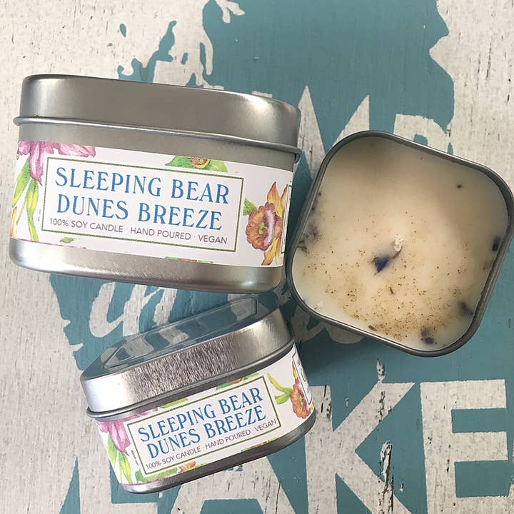 Green Daffodil Bath & Body - Wholesale Travel Candles - Sleeping Bear Dunes Breeze Soy Candle Large Tin - Michigan