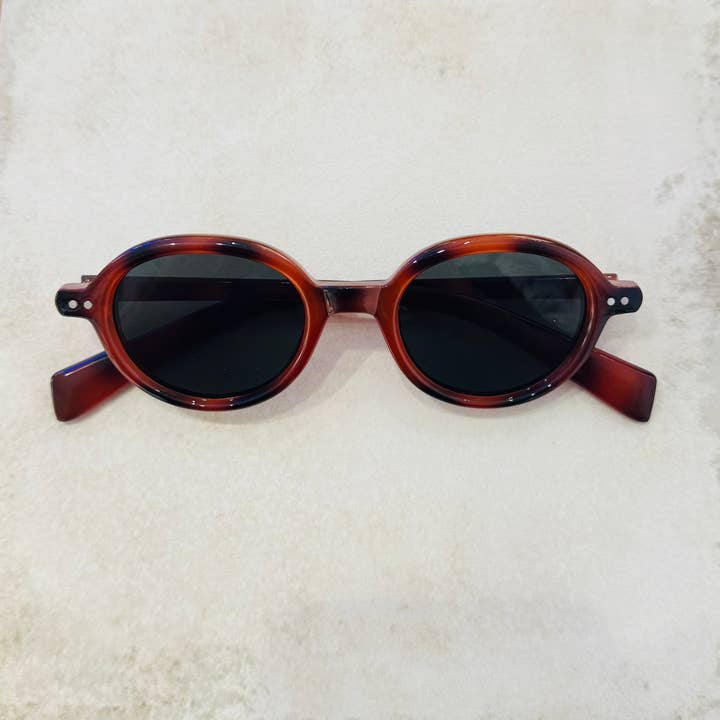 Cassette Barcelona - Wholesale Sunglasses - Unisex - Naughty Bird UV400 Unisex SunglassesÂ