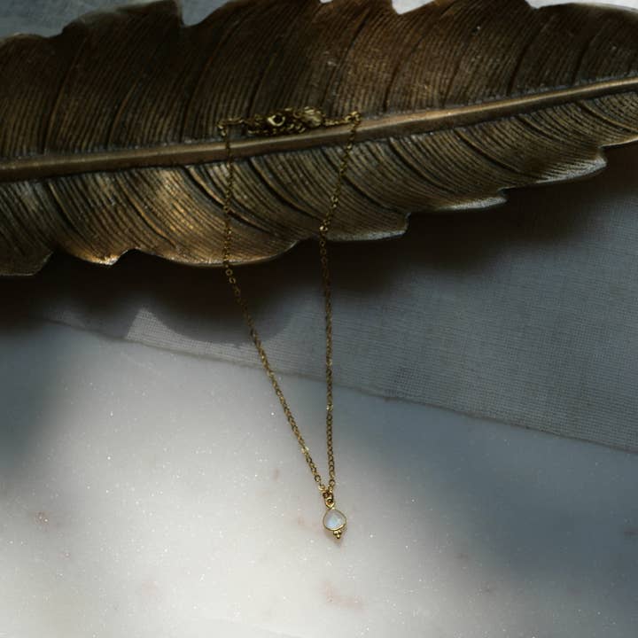 GINANDGER - Wholesale Pendant/charm necklace - ANITA NECKLACE MOONSTONE1