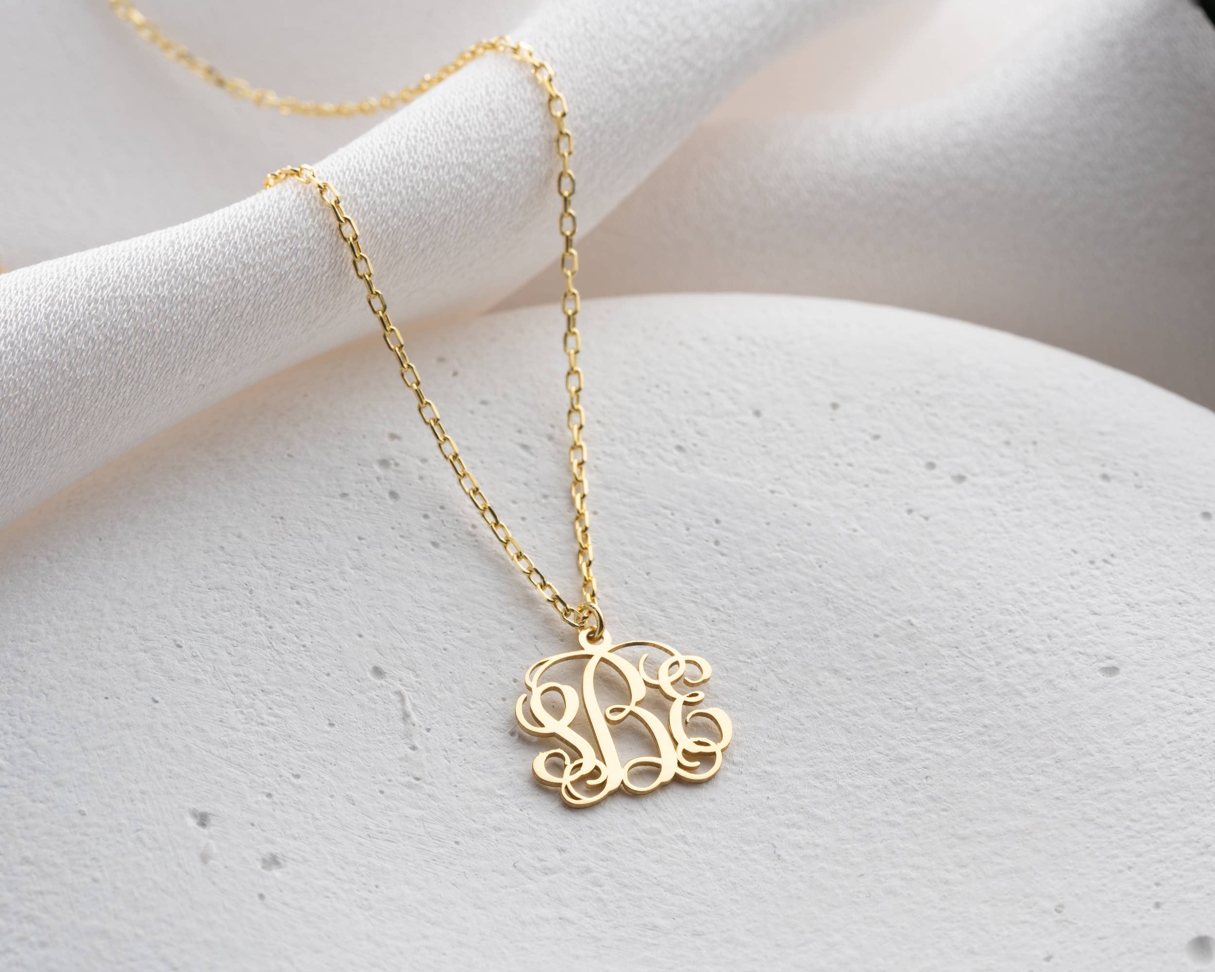 JoyPersonalized - Vendita all'ingrosso Collana con ciondolo/pendaglio - Collana con monogramma, collana con monogramma personalizzata 6