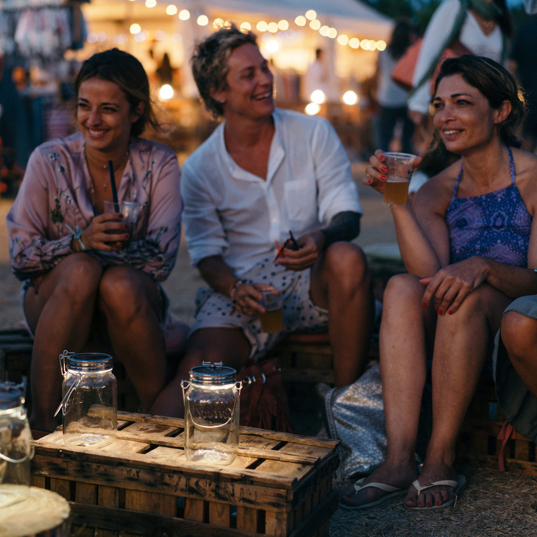 SONNENGLAS® – Großhandel Laterne – SONNENGLAS® Classic Gen6 - 1L Solarlampe mit bis zu 100 Stunden Leuchtdauer4