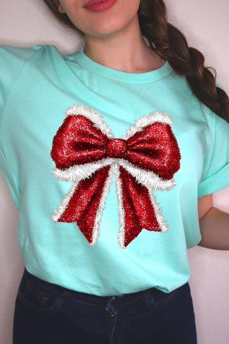 COLORBEAR – wholesale T-shirt (graphic) – women's – Christmas Santa Bow Graphic Tee17