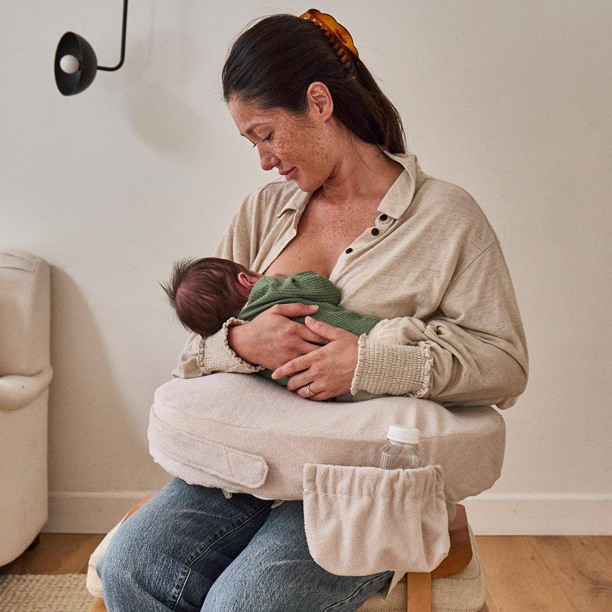 My Brest Friend - Wholesale Nursing Pillow/Pad - Maternity - Deluxe Nursing Pillow14
