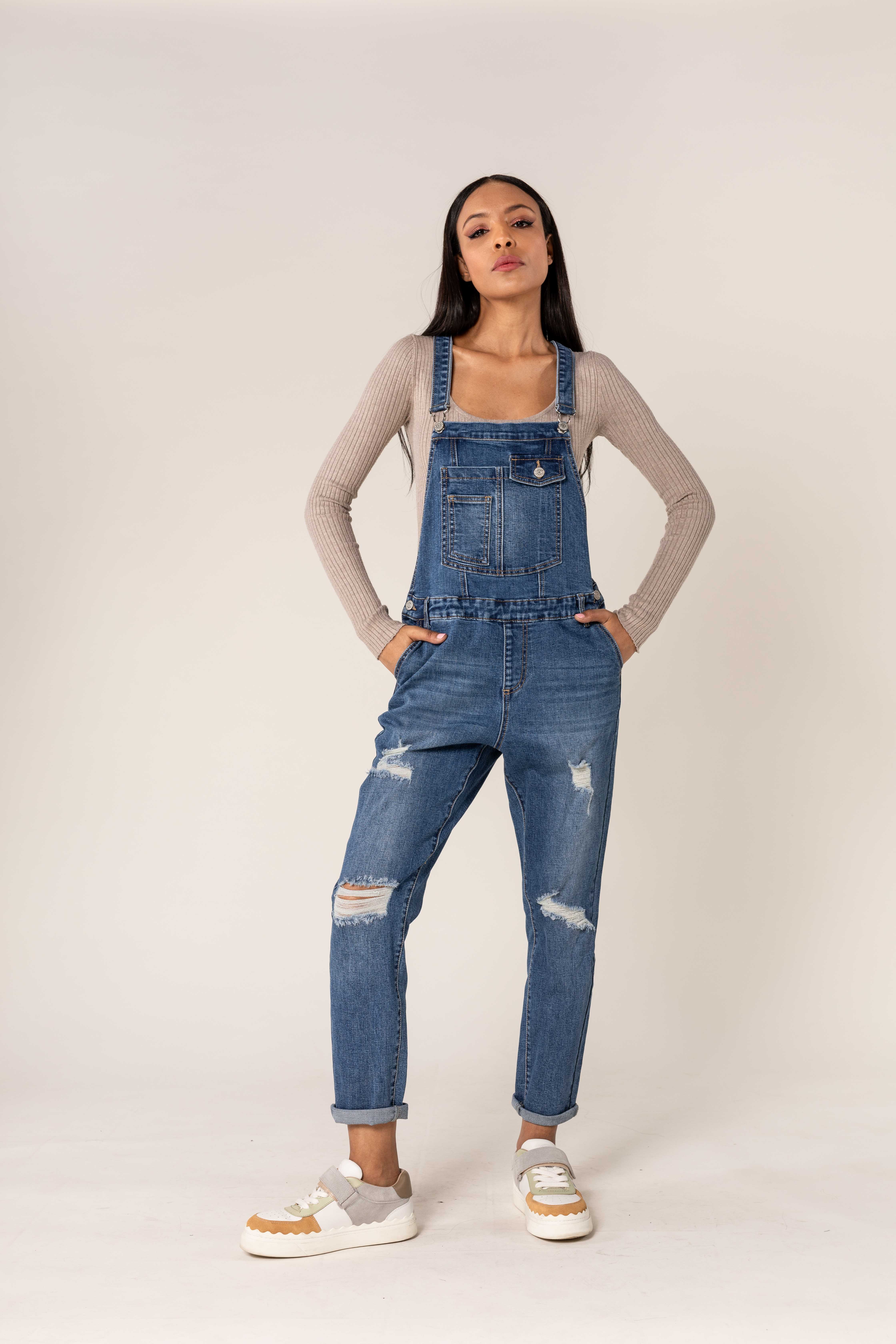 Nina Carter - Wholesale Overalls - Women's - Destroy denim overalls in wide stretch boyfriend jeans S53512