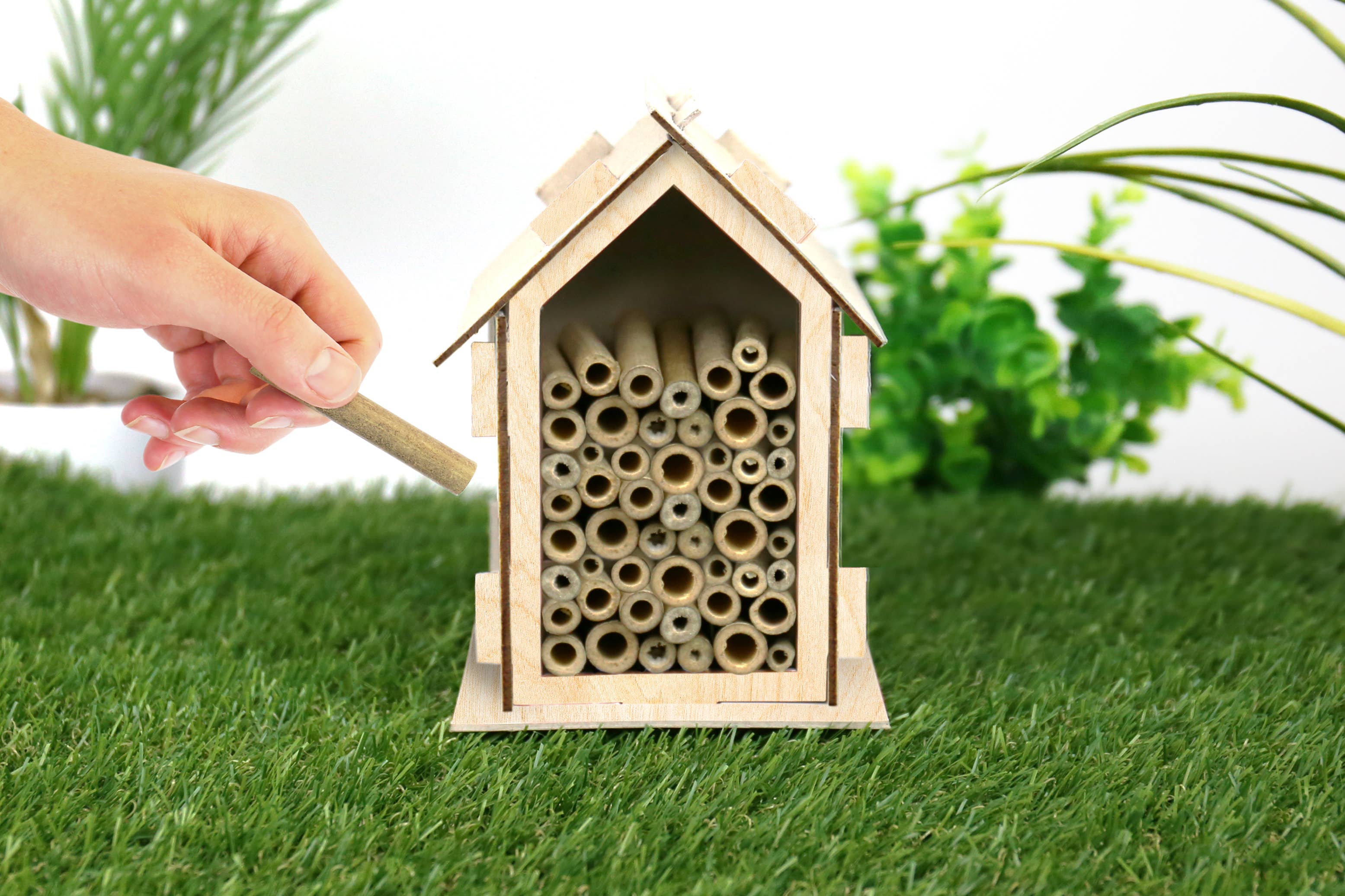Gift Republic - Wholesale DIY Craft Kit - Bee Hotel Handmade Habitats 7