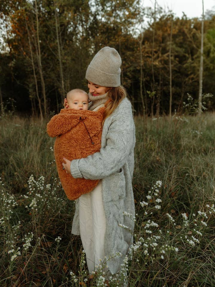 Copertura di trasporto Cannella per la vendita all'ingrosso da parte di June 22