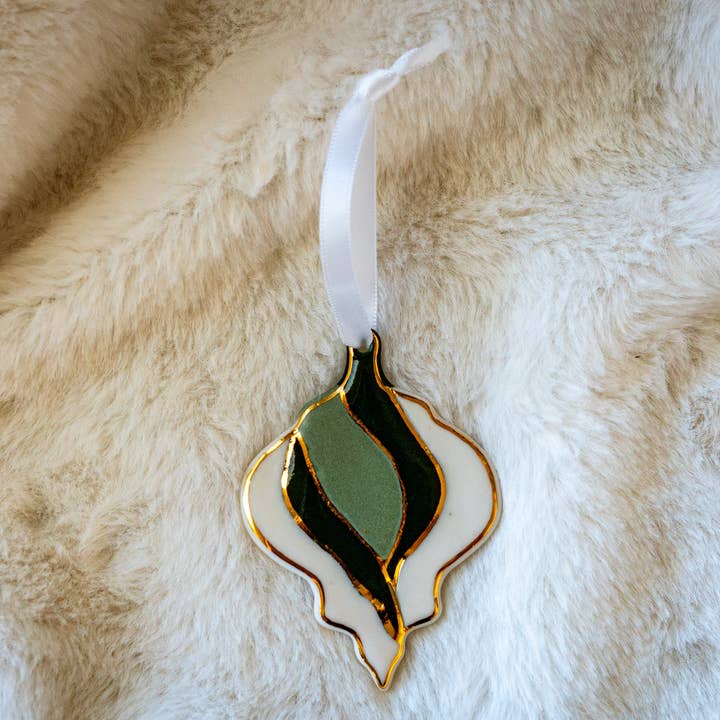 Sojourn Studio - Wholesale Ornament - Bauble Ornaments