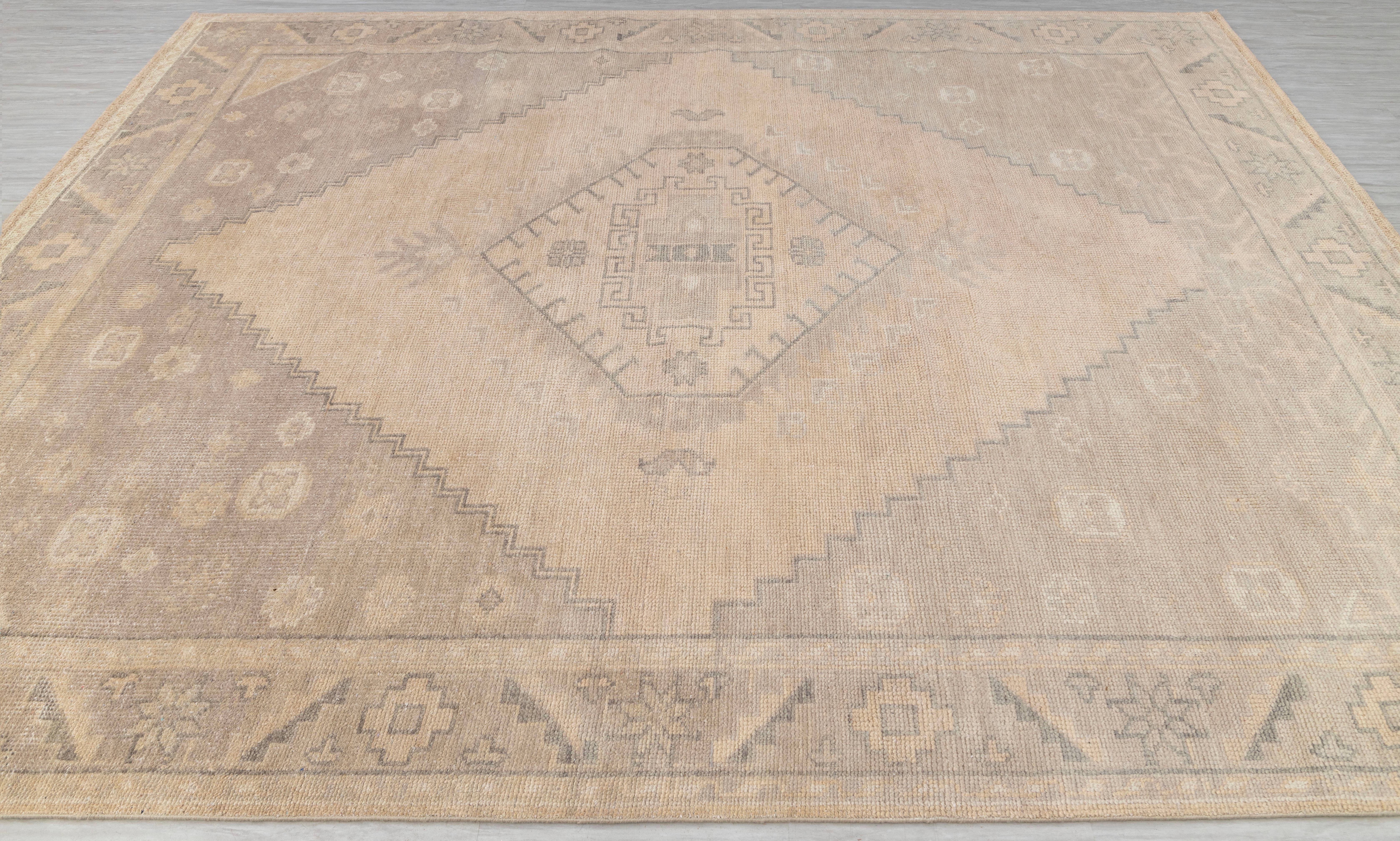 Aesthetic Homes LLC - Wholesale Area Rug - 9x12 Beige Tan Oushak Wool Rug - Hand Knotted G-90874