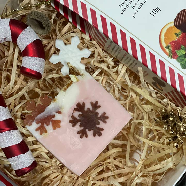 ADRIANA'S ART - HANDMADE ARTISAN PRODUCTS - Wholesale Bath & body set - Pimms Christmas - Deluxe & Handmade Gift Set7