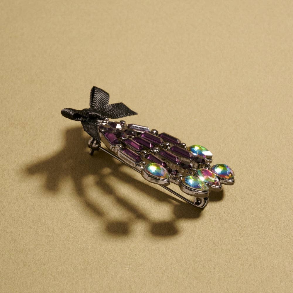 Designature New York - Wholesale Brooch - Skeleton Hand Ribbon Brooch Pin with Rhinestone3