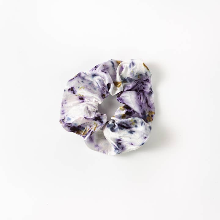 DYE KWEEN - Wholesale Scrunchie - Women's - Botanically Dyed Silk Scrunchie2