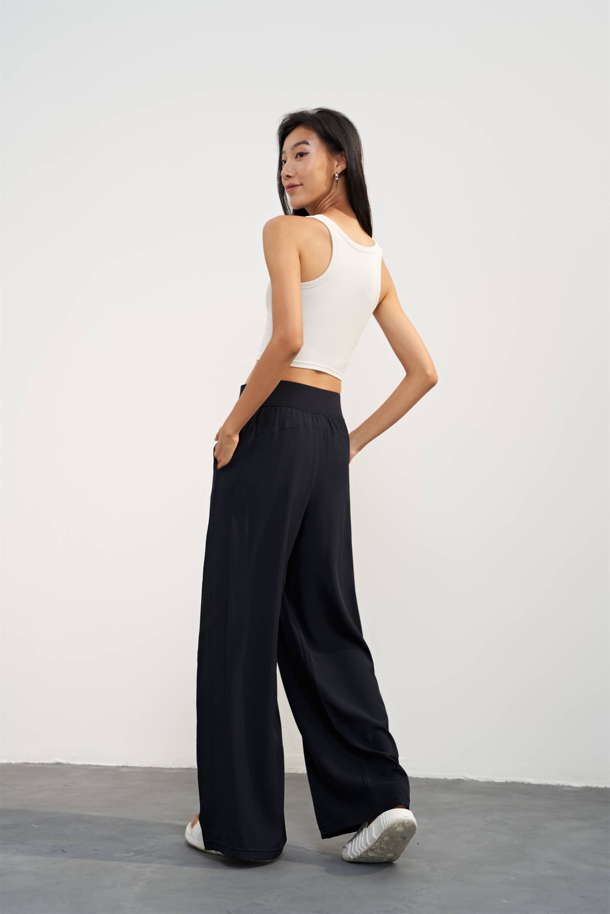 91thelabel – Großhandel Hose – Damen – Blise Airlight High Waist Loose Fit Yogahose6