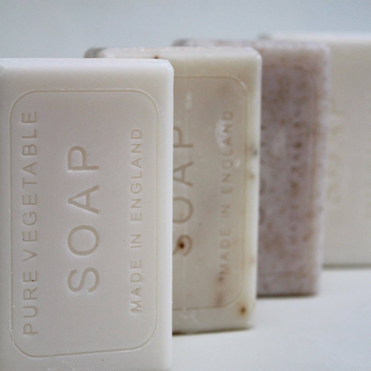 Storm Flowers Garden - Wholesale Zeepblok - Hum en Kalmeer | Kamille en Honing Zeep Bar 190g3