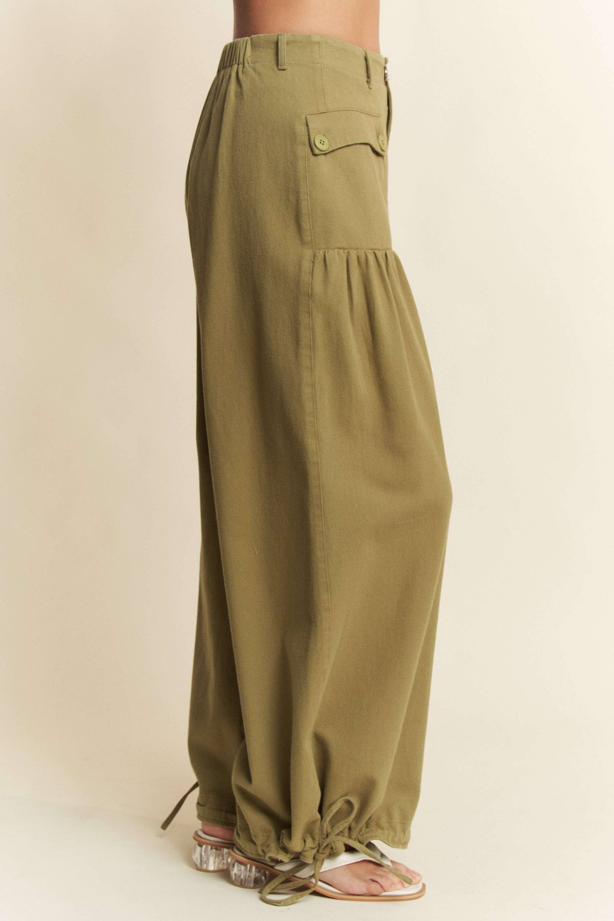 Davi & Dani - Venta al por mayor Pantalones - Mujer - ADEMÁS DE PANTALONES DE MEZCLILLA AJUSTABLES CON ABERTURA ANCHA5