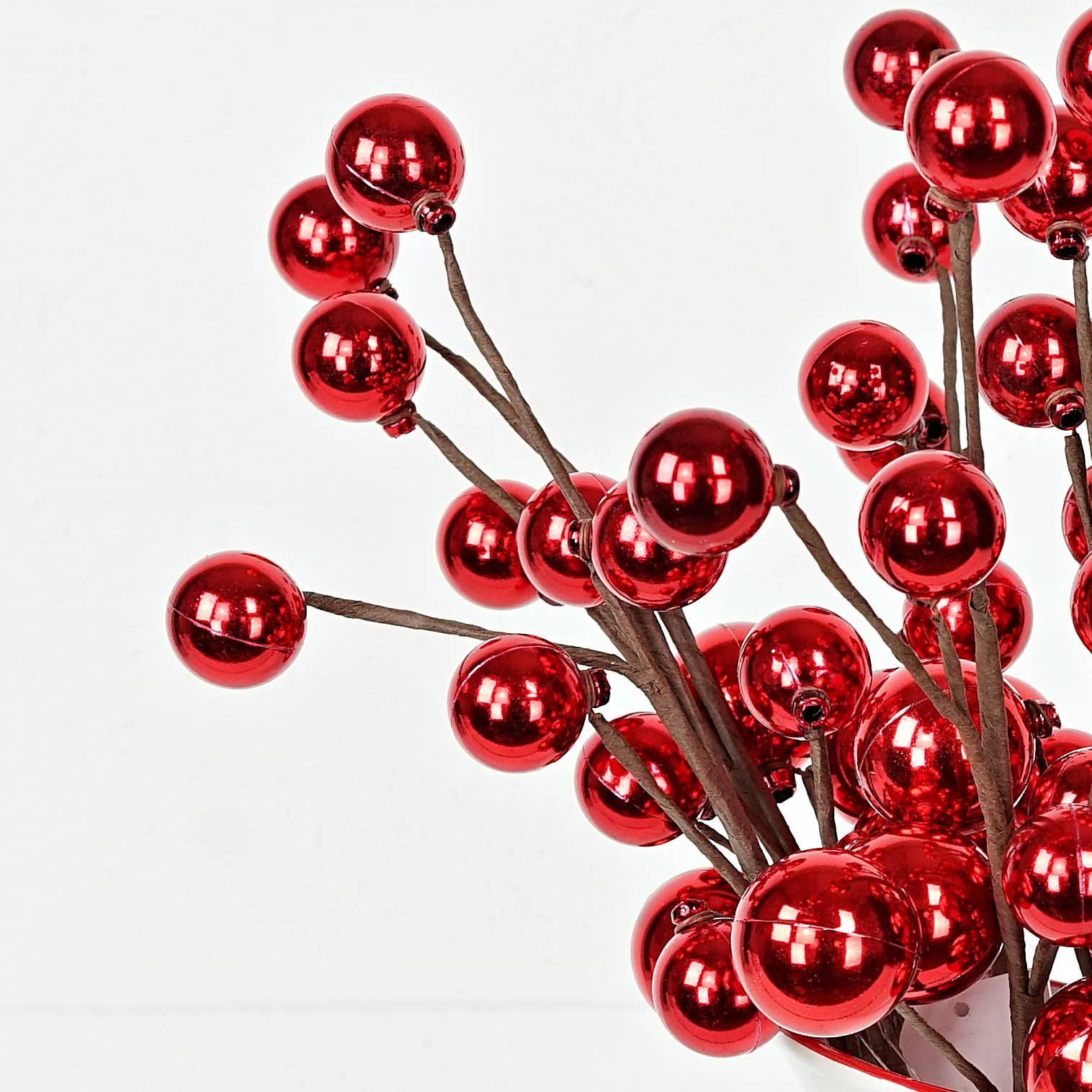 Holiday Depot Inc. - Wholesale Christmas Decoration - ISB60991- 19in Ornament Ball Spray-RED-7