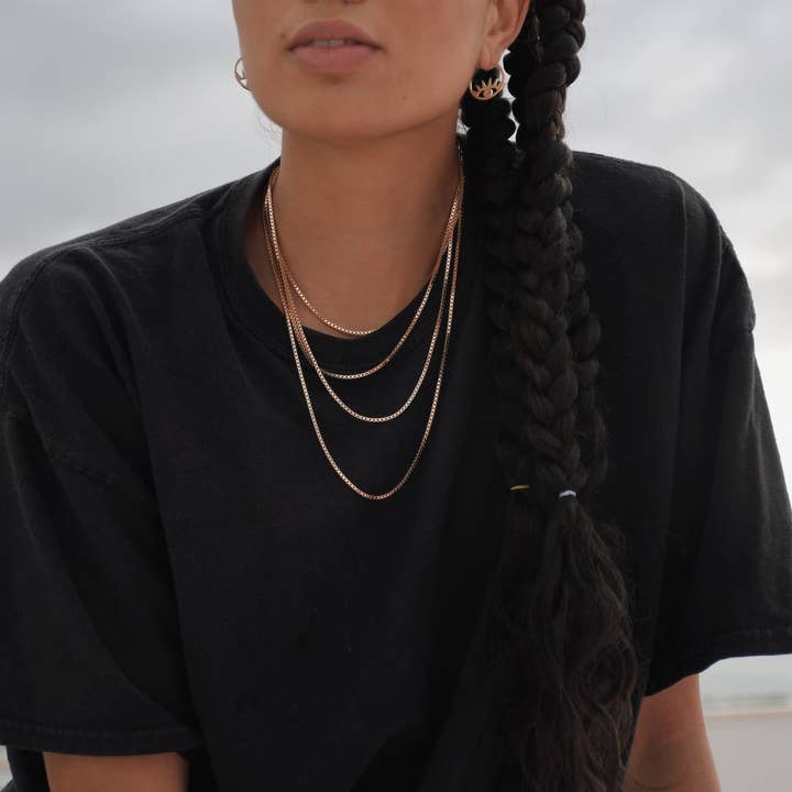 The Views & Co - Wholesale Link & Chain Necklace - Gold Box Chains5