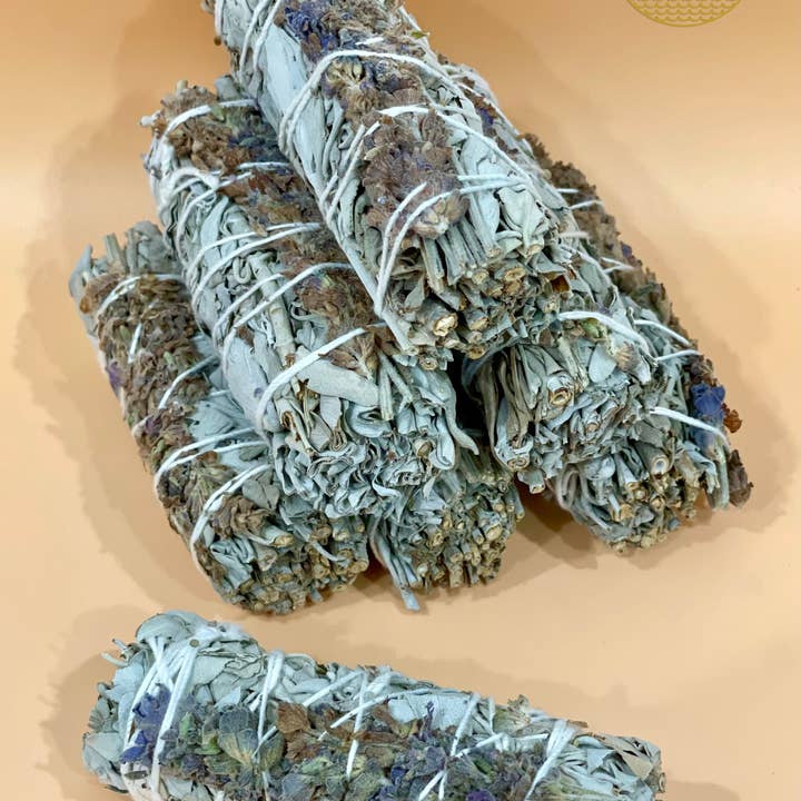 Faiza Naturals - Wholesale Sage Bundle - Lavender and White Sage Bundles