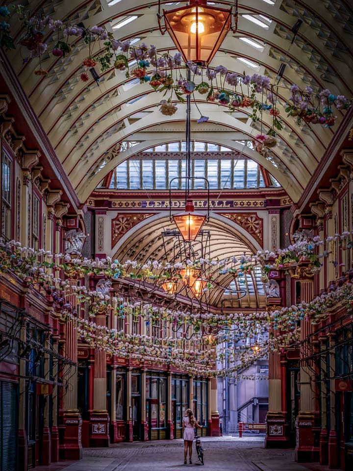 London Poster - Leadenhall Market for wholesale by Posters & Puzzles