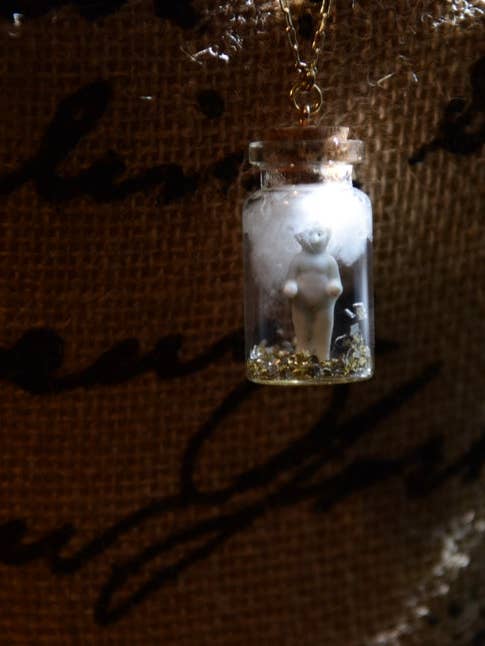 Träum Charlotte für den Großhandel von Constellations Gallery